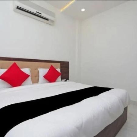 Hotel Shriansh Agra  Bagian luar foto