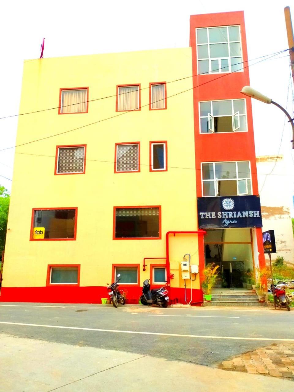 Hotel Shriansh Agra  Bagian luar foto